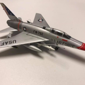 North American F-100 C Super Sabre Pm Model Avcı-Bombardıman Uçağı Demonte Plastik Maketi
