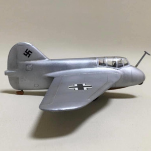 Rocket Powered Research Aircraft DFS-194 Pm Model Roket Motorlu Uçak Demonte Plastik Maketi